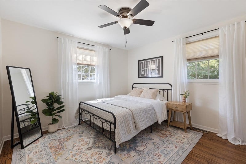 Furnished Finder property 572753_1 photo 15
