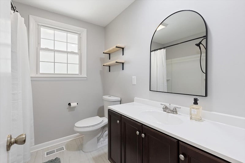 Furnished Finder property 572753_1 photo 18