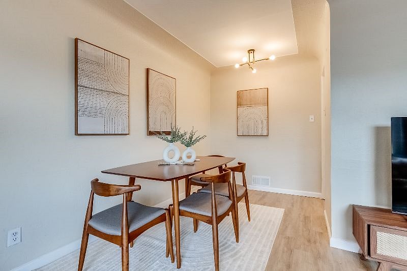 Furnished Finder property 572784_1 photo 6