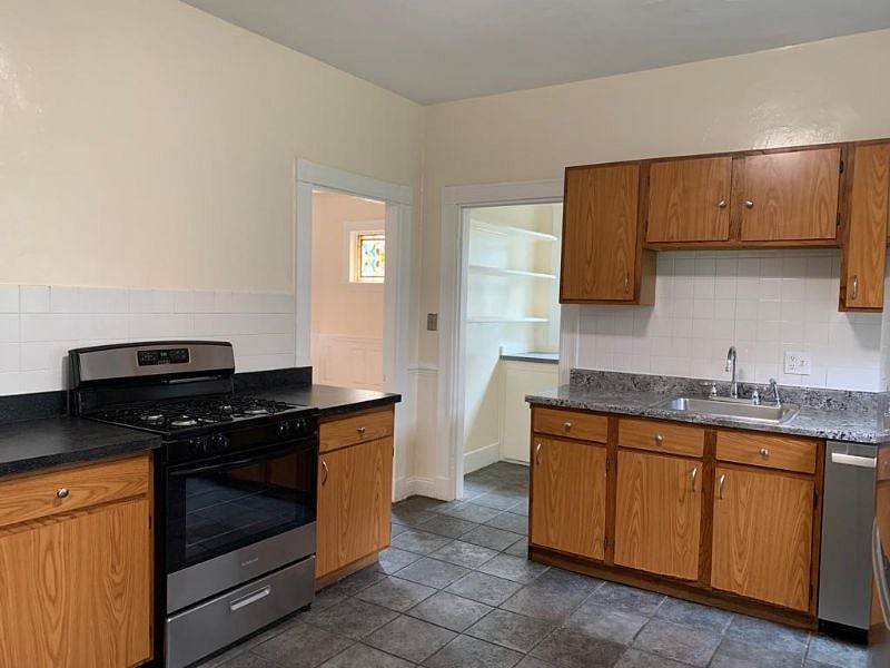 Furnished Finder property 572789_1 photo 7