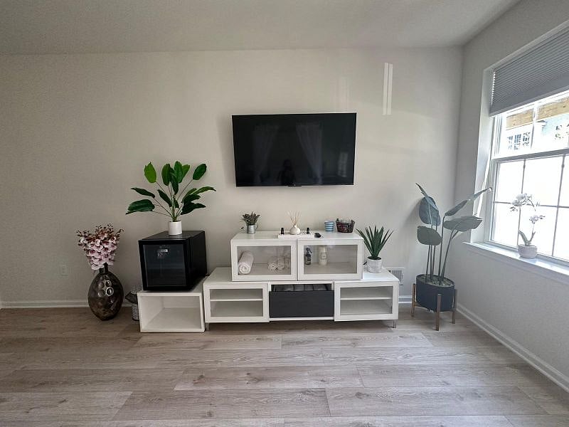 Furnished Finder property 572795_1 photo 3