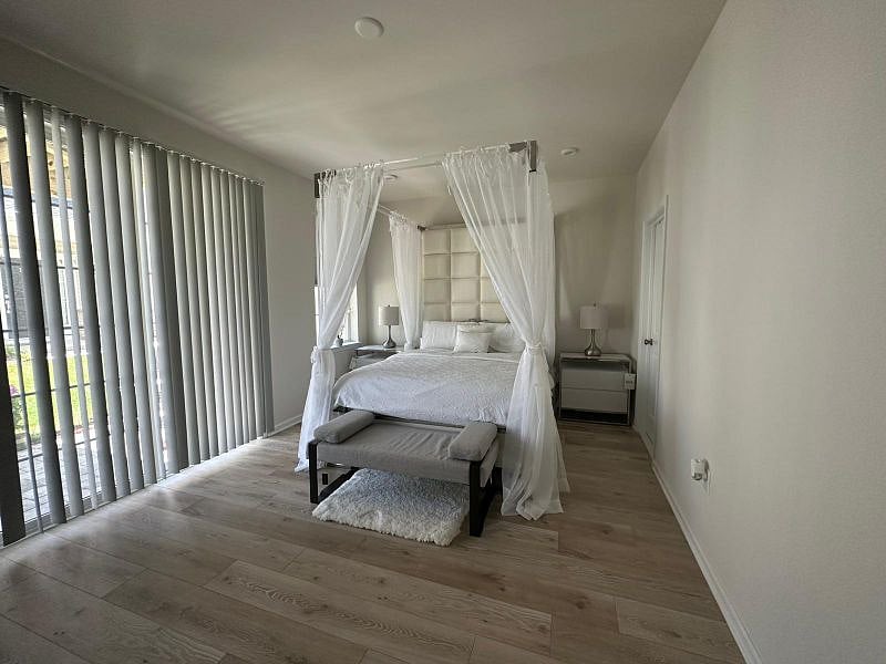 Furnished Finder property 572795_1 photo 4