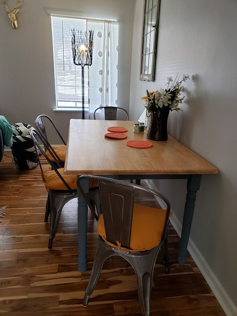 Furnished Finder property 572880_1 photo 3