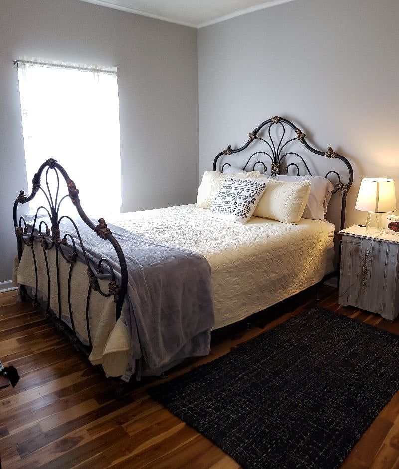 Furnished Finder property 572880_1 photo 7
