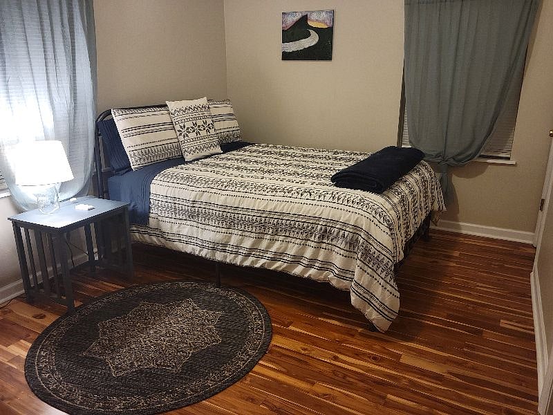 Furnished Finder property 572880_1 photo 9