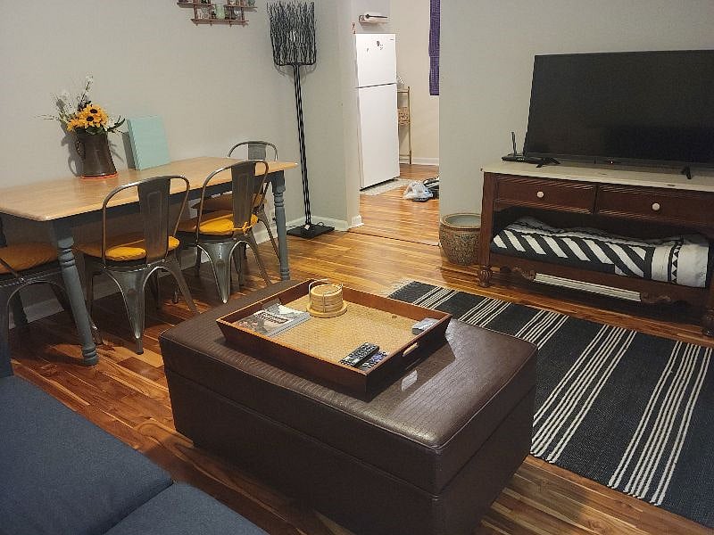 Furnished Finder property 572880_1 photo 12