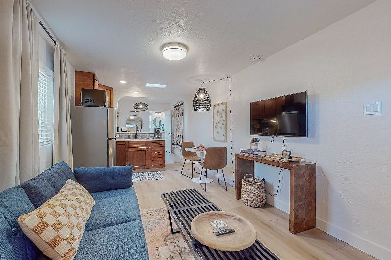 Furnished Finder property 572892_1 photo 6