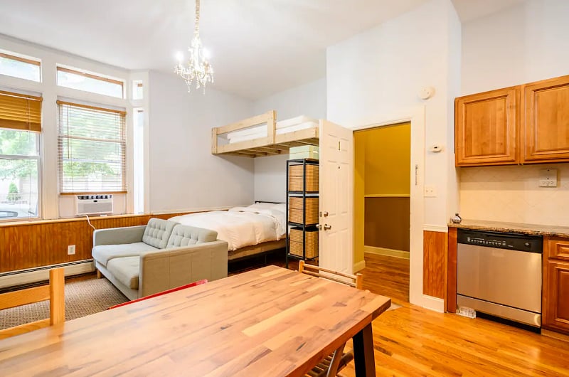 Furnished Finder property 572900_1 photo 10