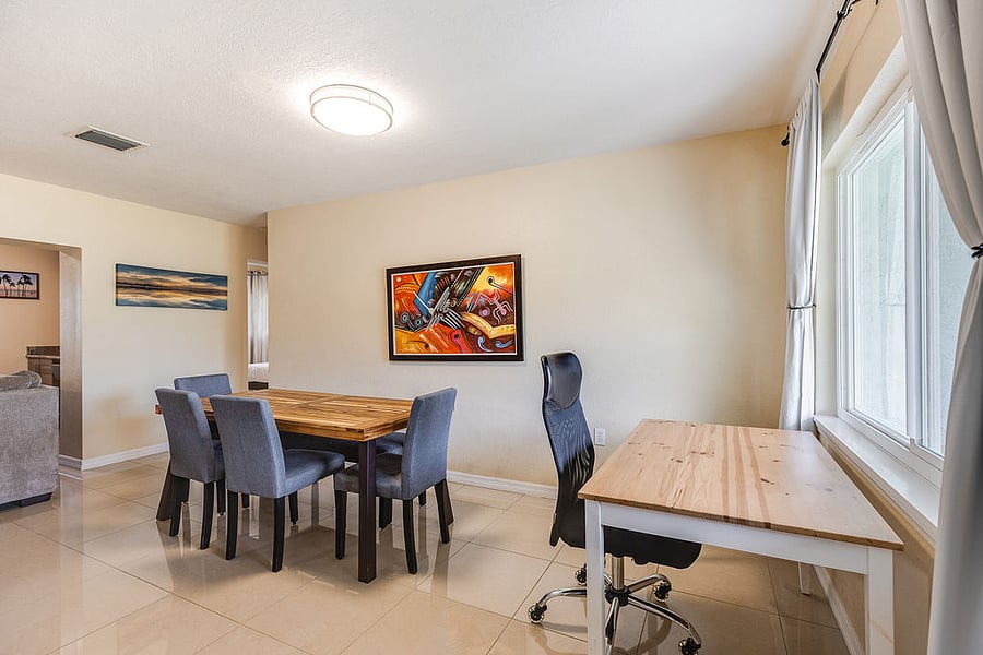 Furnished Finder property 572921_1 photo 8