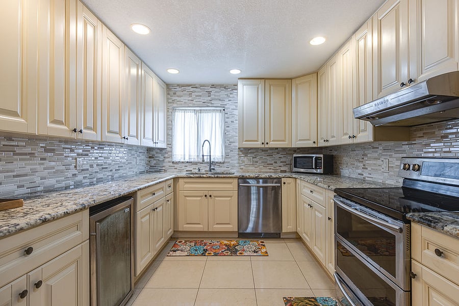 Furnished Finder property 572921_1 photo 14