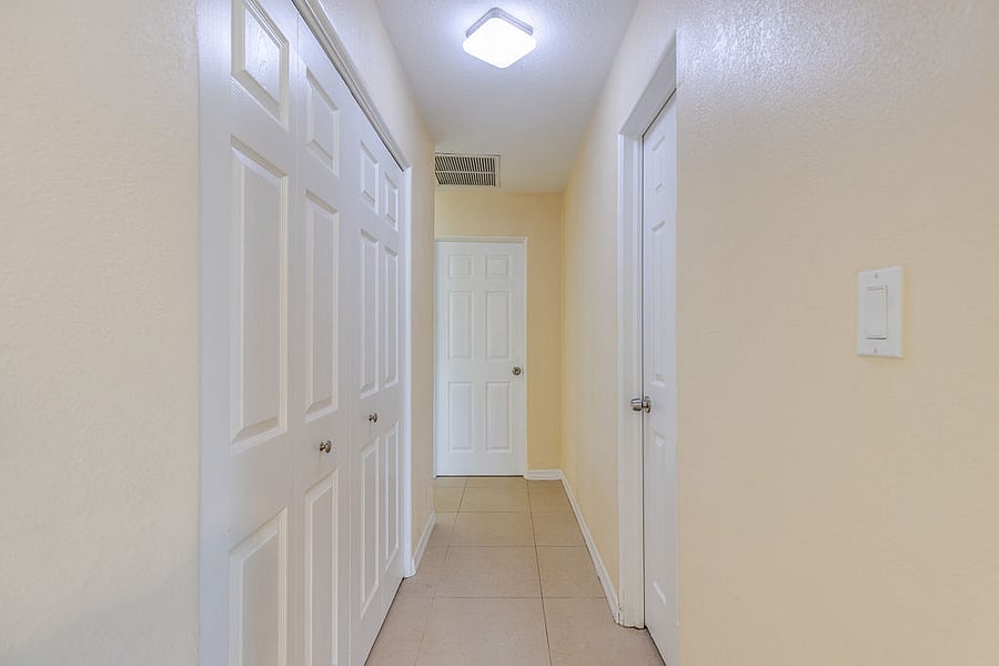 Furnished Finder property 572921_1 photo 21