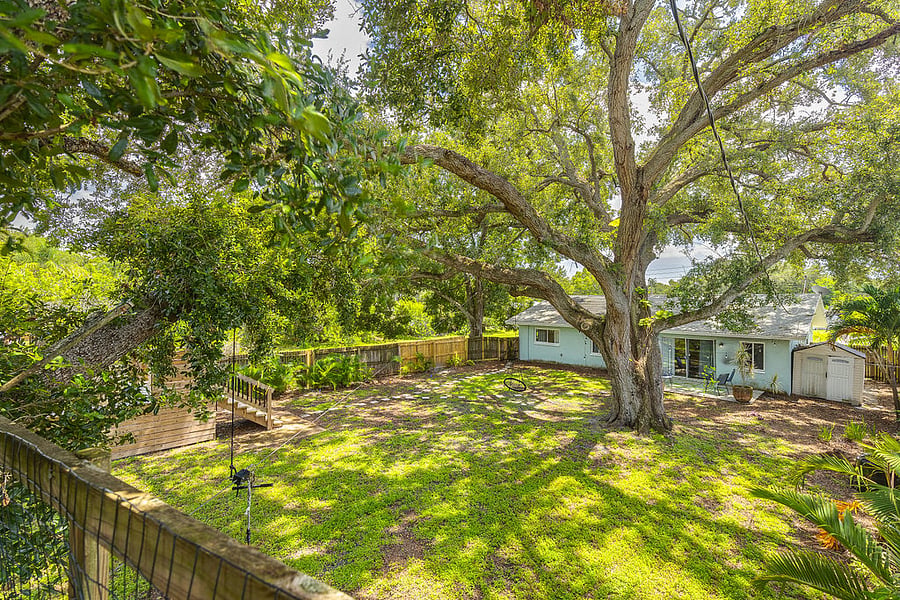 Furnished Finder property 572921_1 photo 35