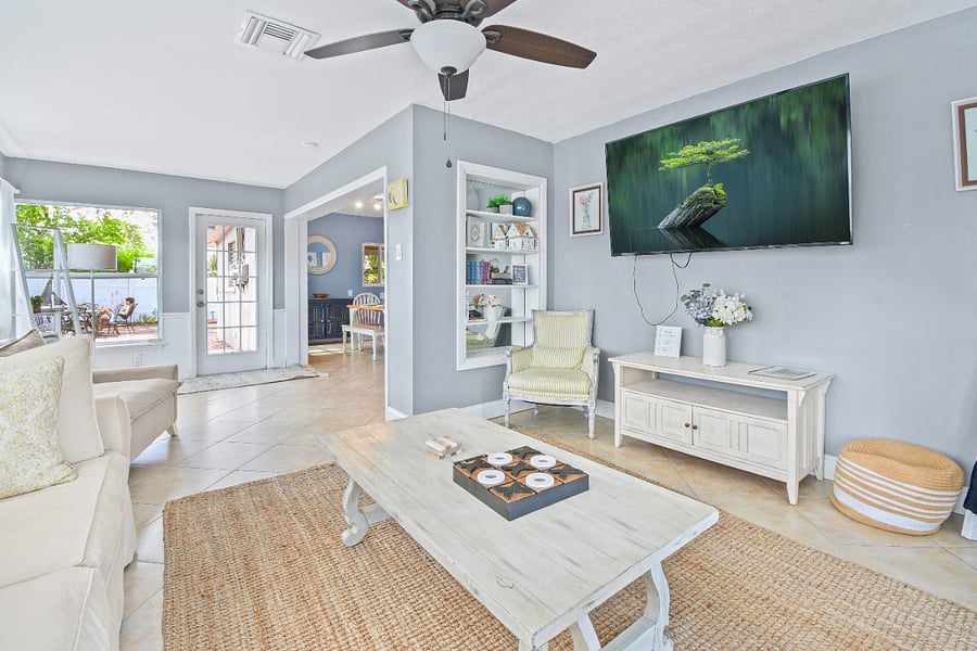 Furnished Finder property 572934_1 photo 7