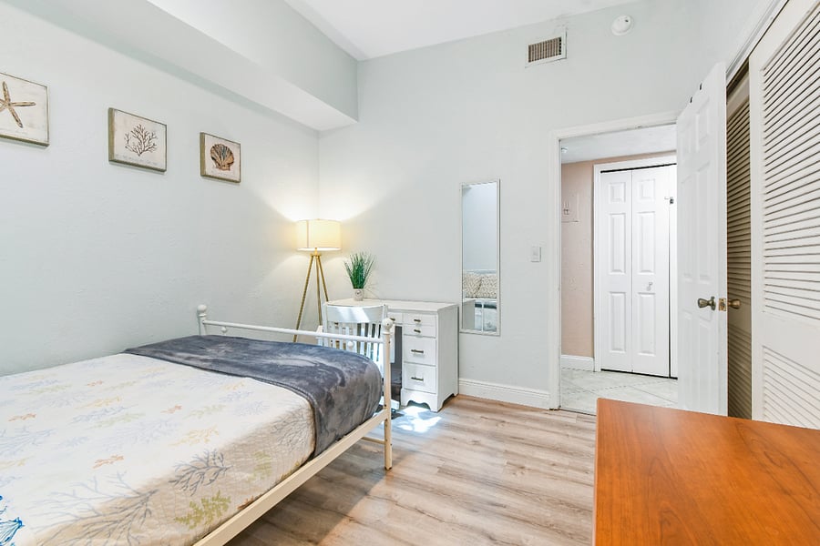 Furnished Finder property 572934_1 photo 18