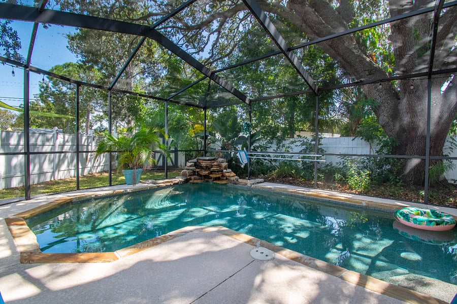 Furnished Finder property 572934_1 photo 23