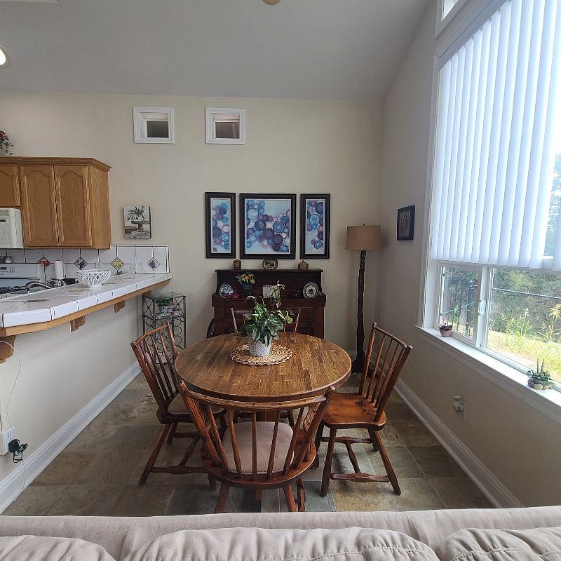 Furnished Finder property 572955_1 photo 11