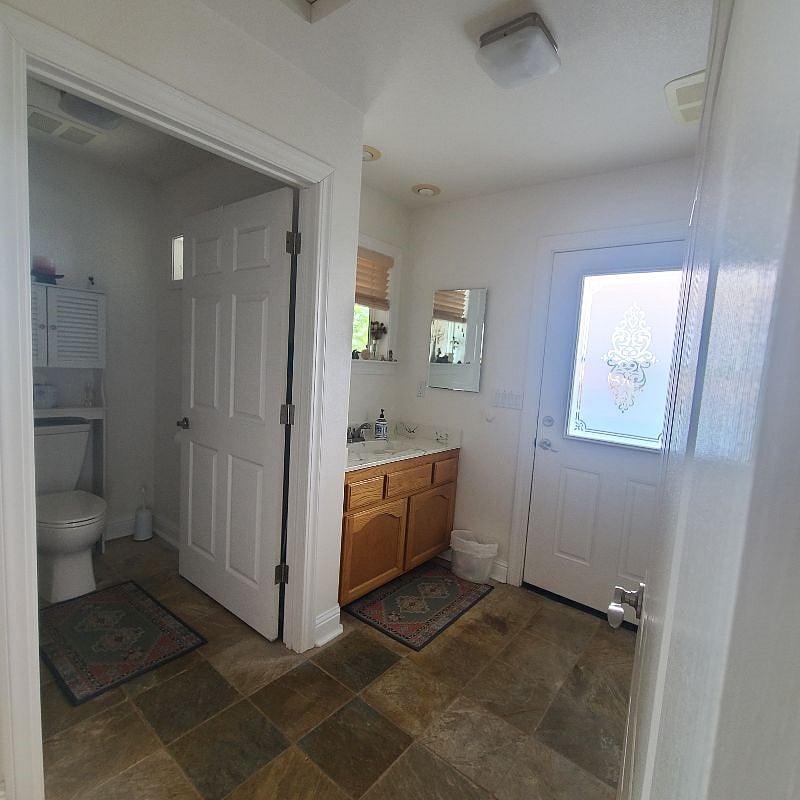 Furnished Finder property 572955_1 photo 18