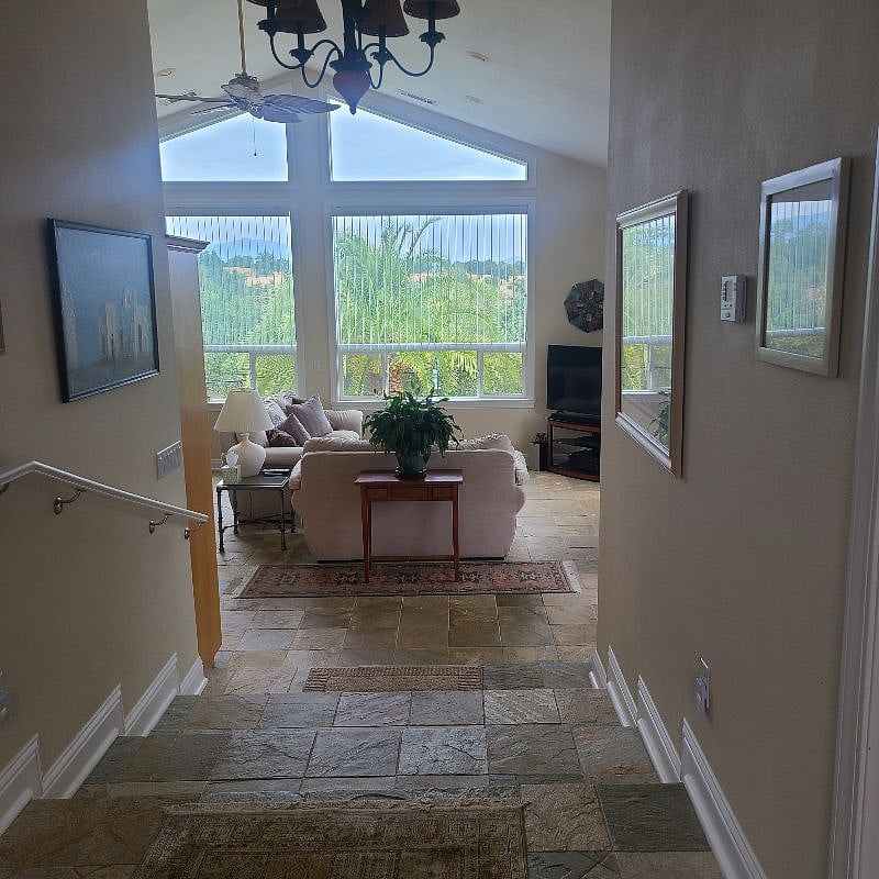 Furnished Finder property 572955_1 photo 7