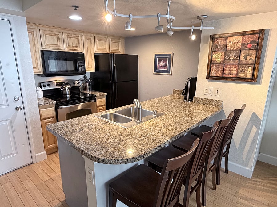 Furnished Finder property 572976_1 photo 3