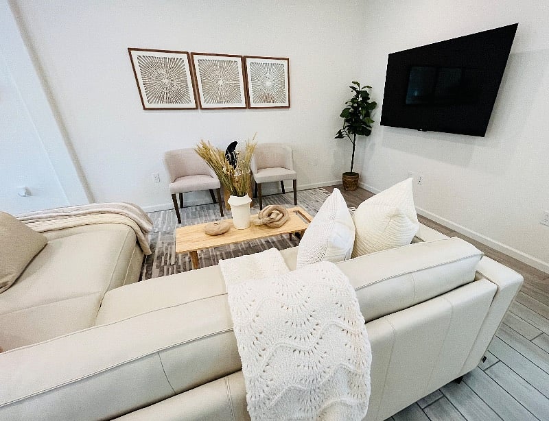 Furnished Finder property 573035_1 photo 3