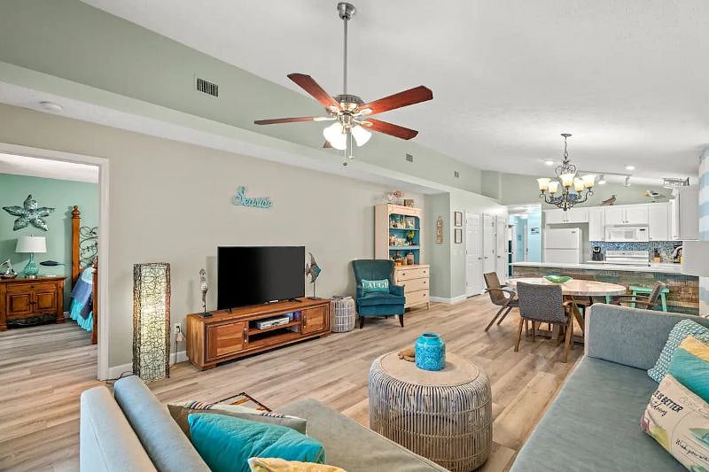 Furnished Finder property 573045_1 photo 6