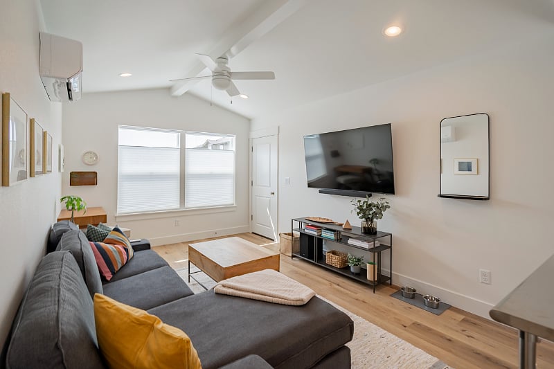 Furnished Finder property 573061_2 photo 6