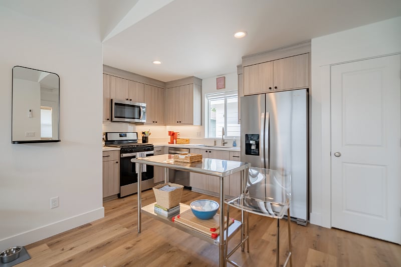 Furnished Finder property 573061_2 photo 9