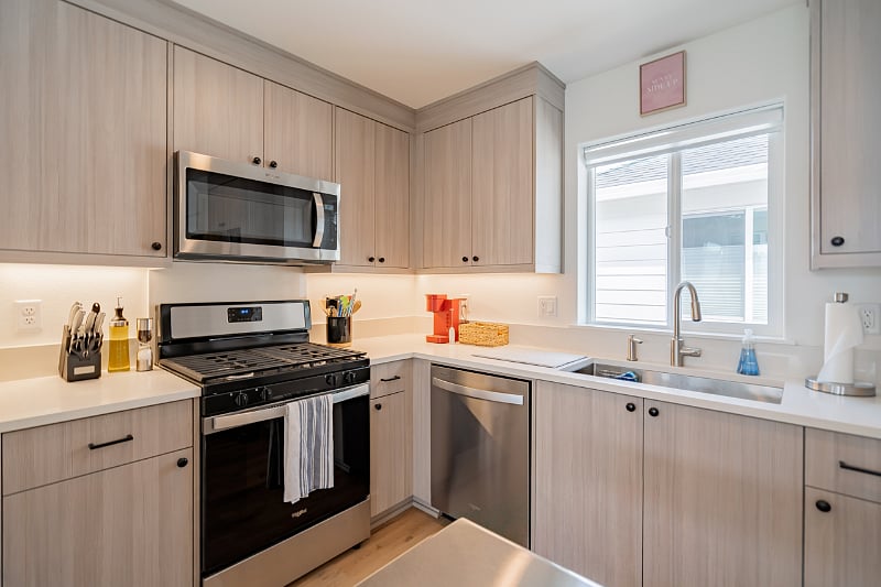 Furnished Finder property 573061_2 photo 10