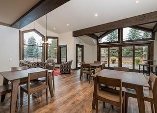 Clubhouse Dining and Workspace