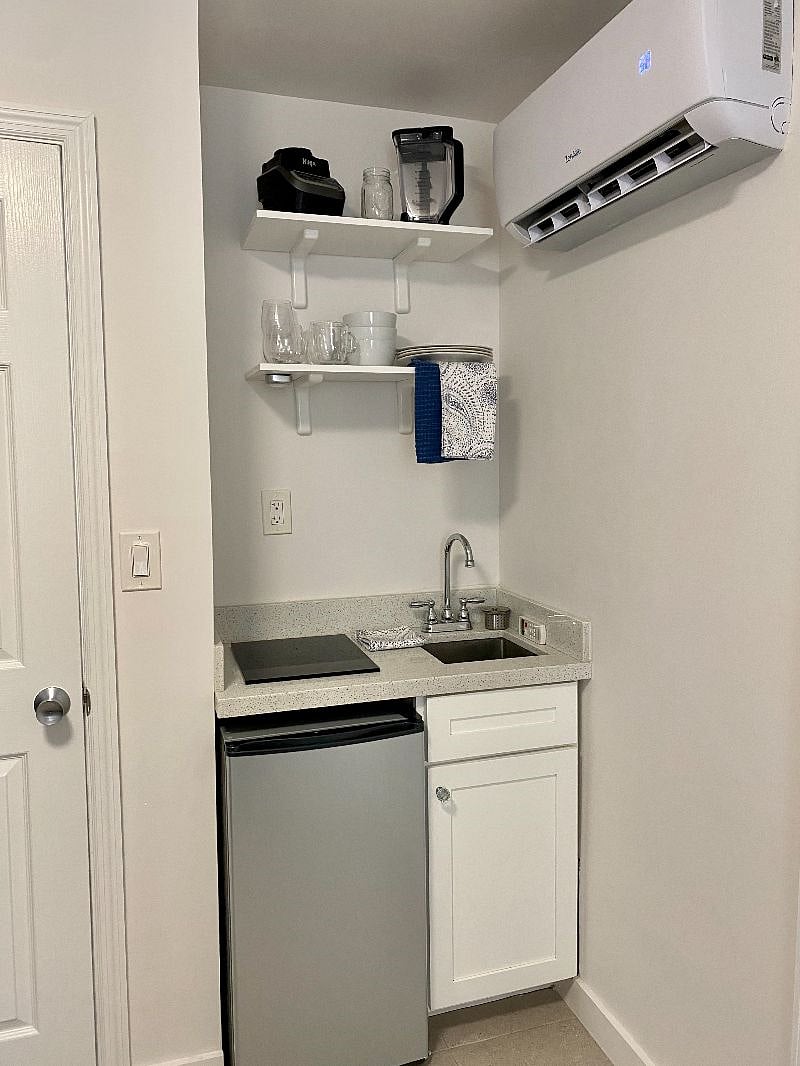 Furnished Finder property 573106_1 photo 4