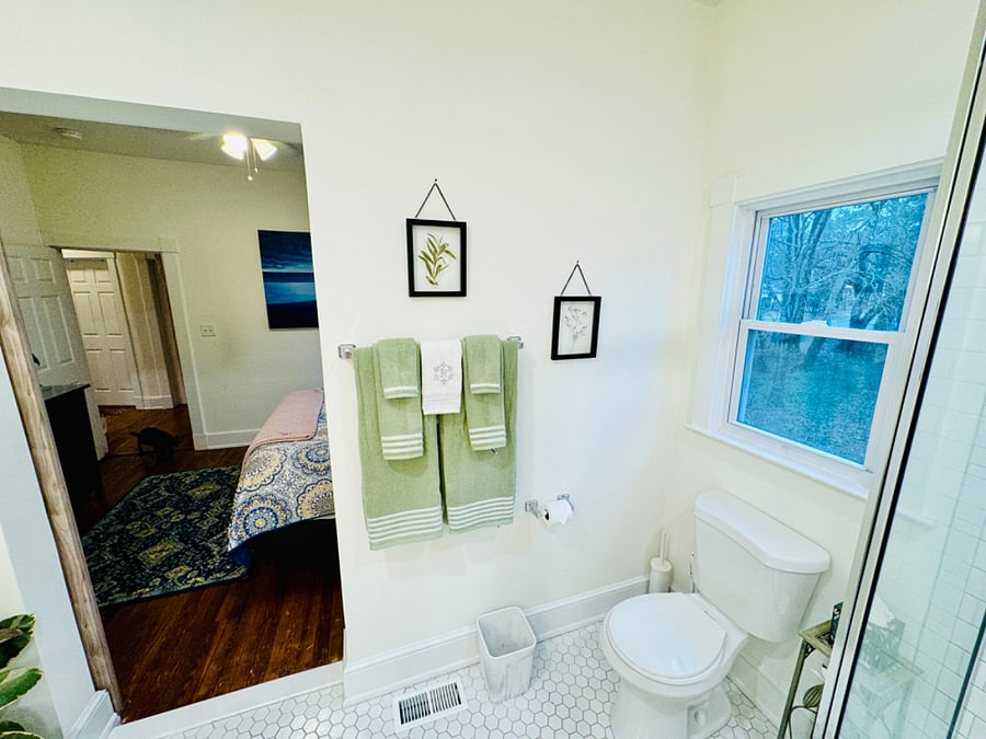 Furnished Finder property 573113_2 photo 10