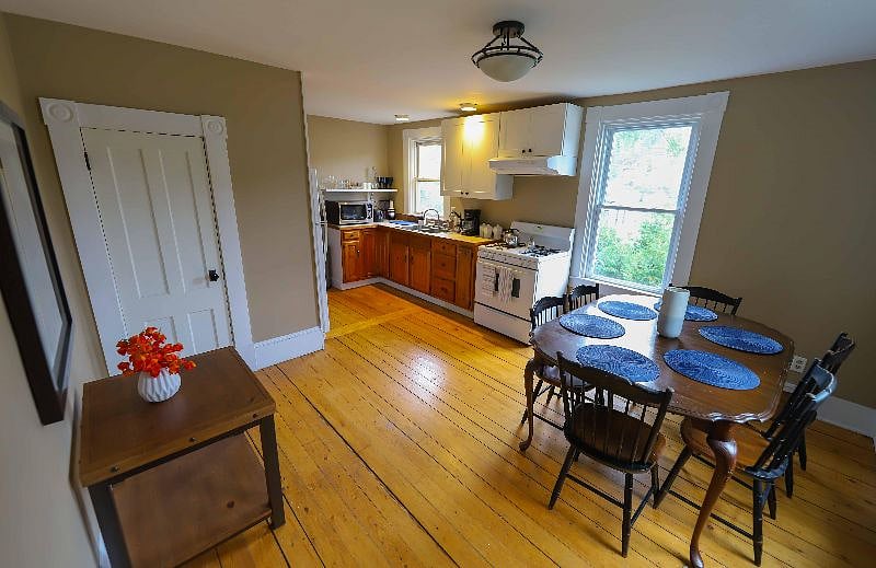 Large and bright dining room/kitchen