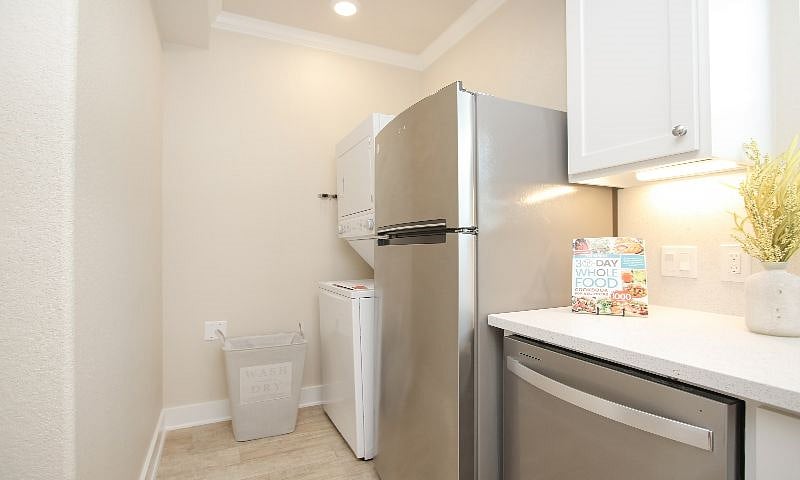 Furnished Finder property 573149_1 photo 8