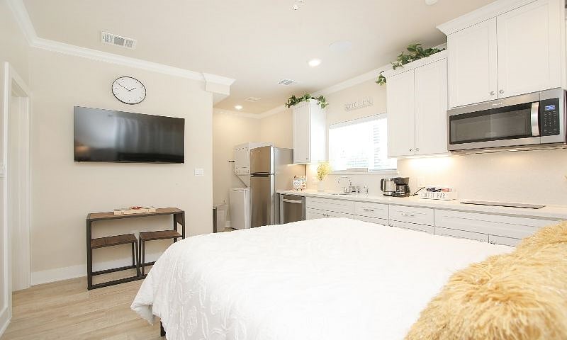 Furnished Finder property 573149_1 photo 6