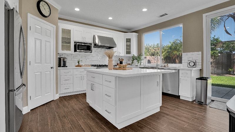 Furnished Finder property 573207_1 photo 9