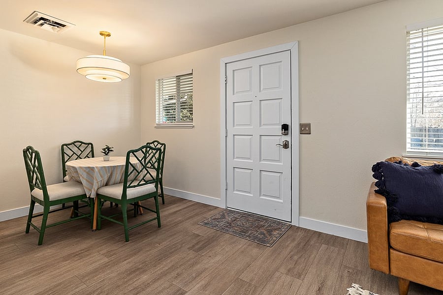 Furnished Finder property 573230_1 photo 3