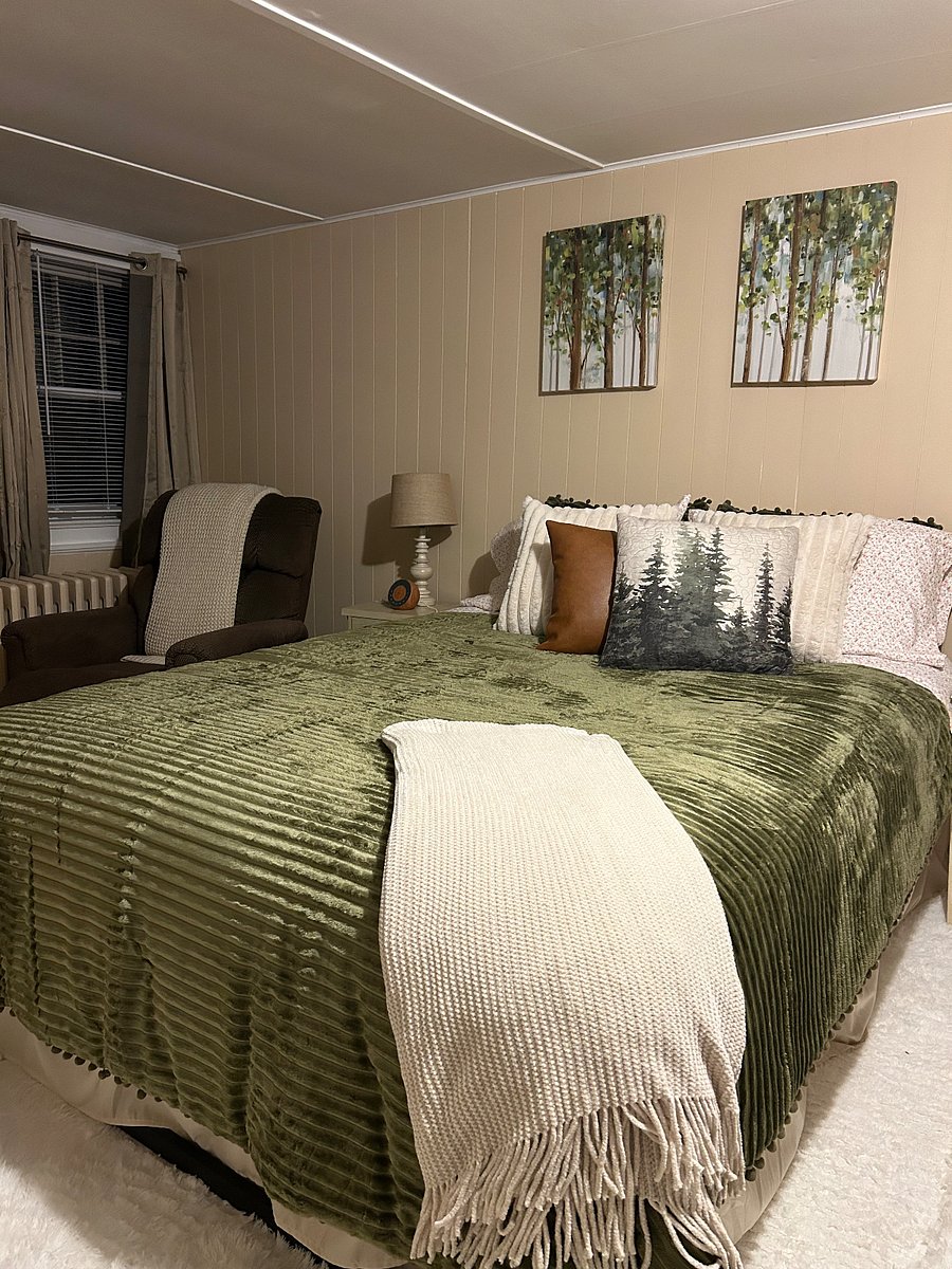 Furnished Finder property 573250_2 photo 1