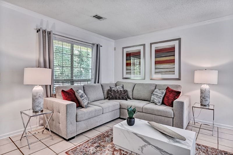 Furnished Finder property 573296_1 photo 6