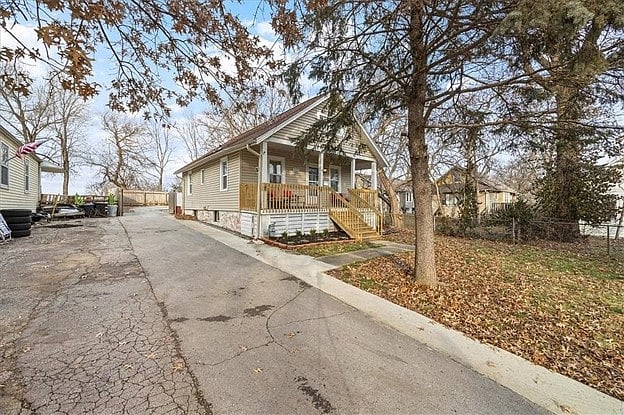 Furnished Finder property 573308_1 photo 13