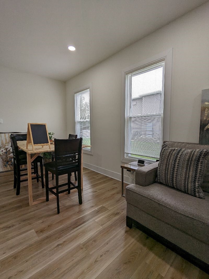 Furnished Finder property 573326_1 photo 4