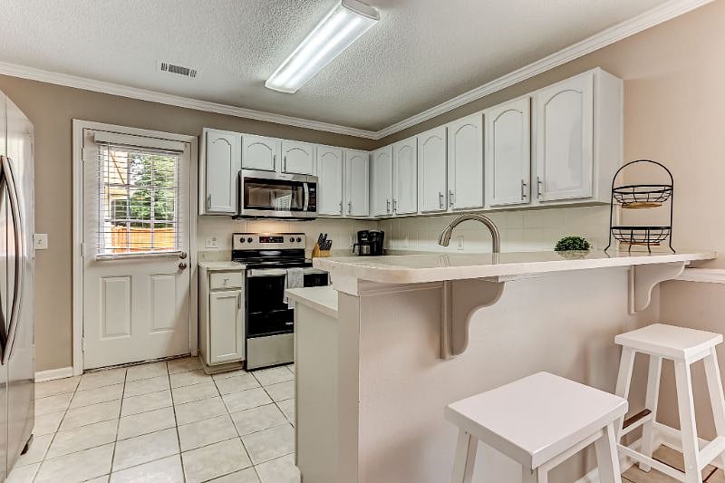Furnished Finder property 573338_1 photo 12