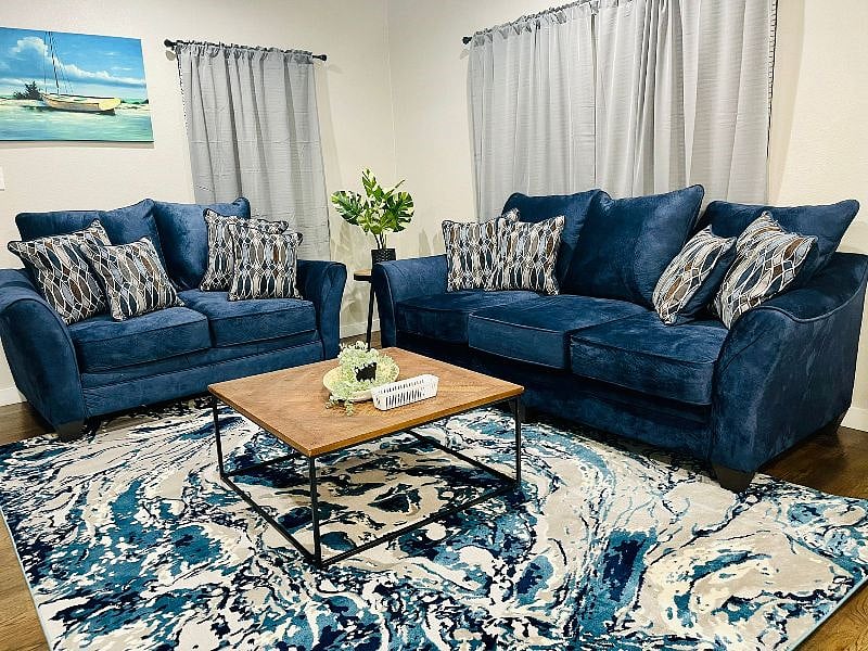 Furnished Finder property 573367_1 photo 1