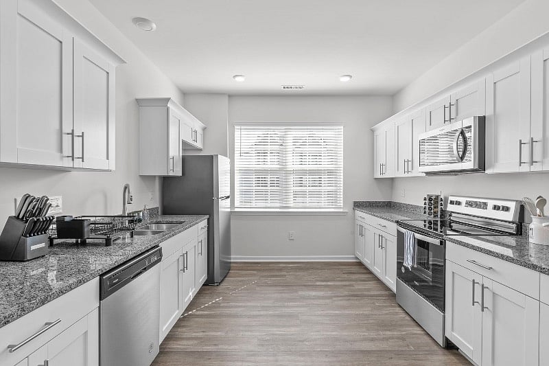 Furnished Finder property 573390_1 photo 13