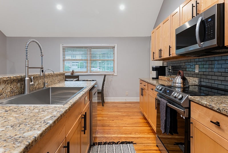 Furnished Finder property 573404_1 photo 12