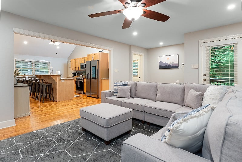 Furnished Finder property 573404_1 photo 16