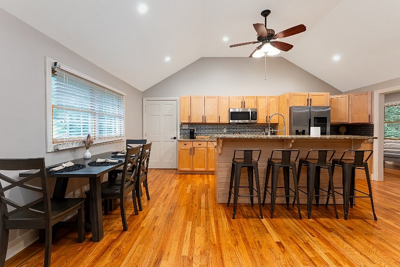Furnished Finder property 573404_1 photo 17