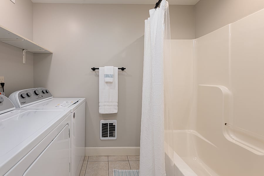 Furnished Finder property 573404_1 photo 43