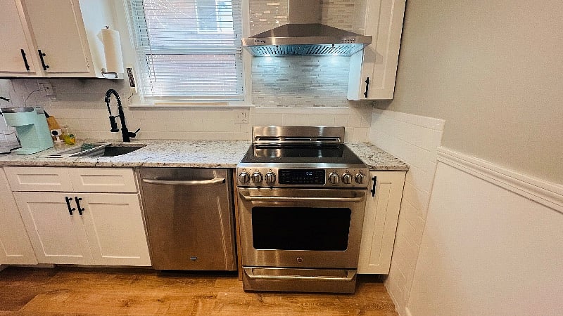 Furnished Finder property 573405_1 photo 5