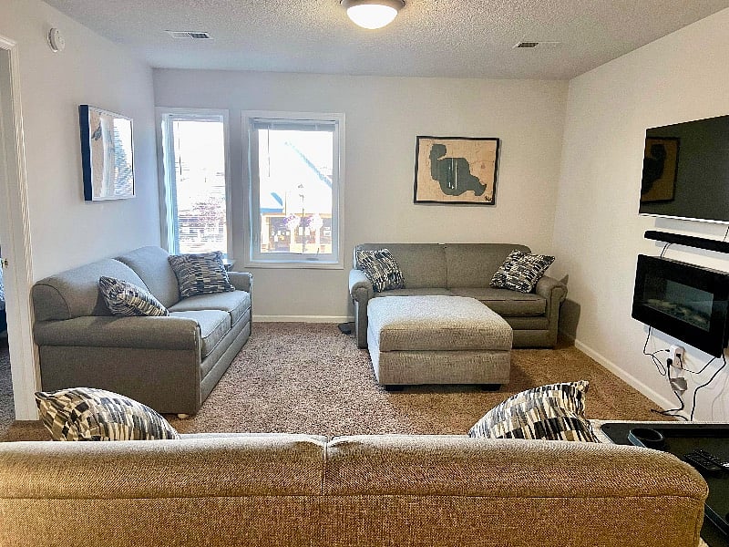Furnished Finder property 573419_1 photo 3