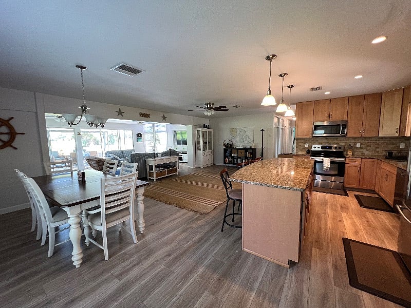 Furnished Finder property 573513_1 photo 7